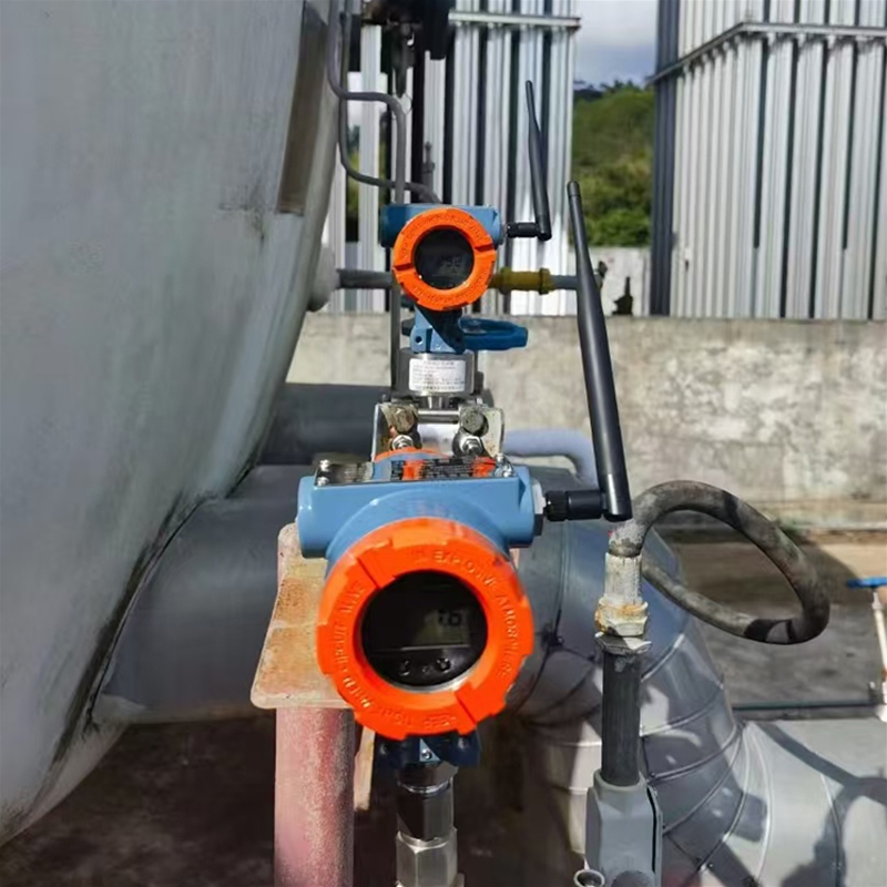 wireless LoraWan pressure transmitters for oil project
