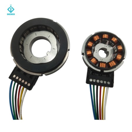 Low cost and high performance reluctance resolver sensor for vehicles